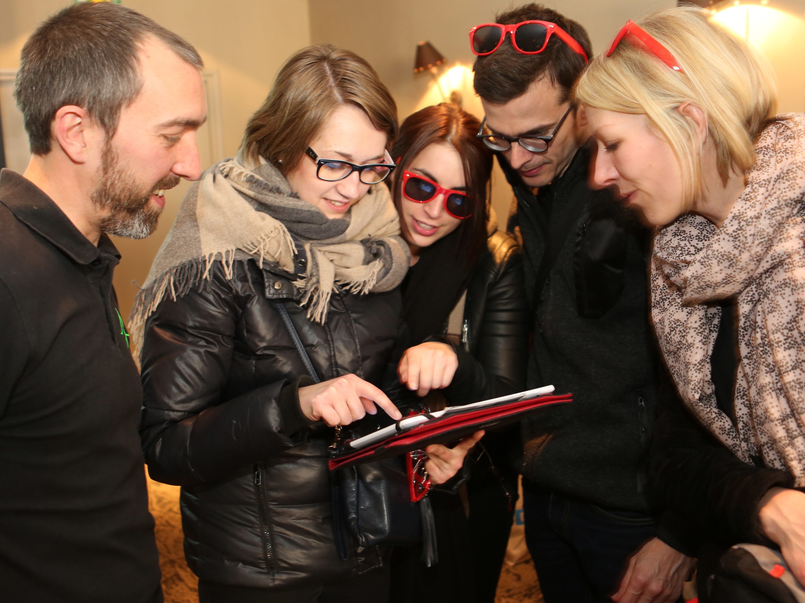 Groupe de personnes accompagné par Arcade Evenements