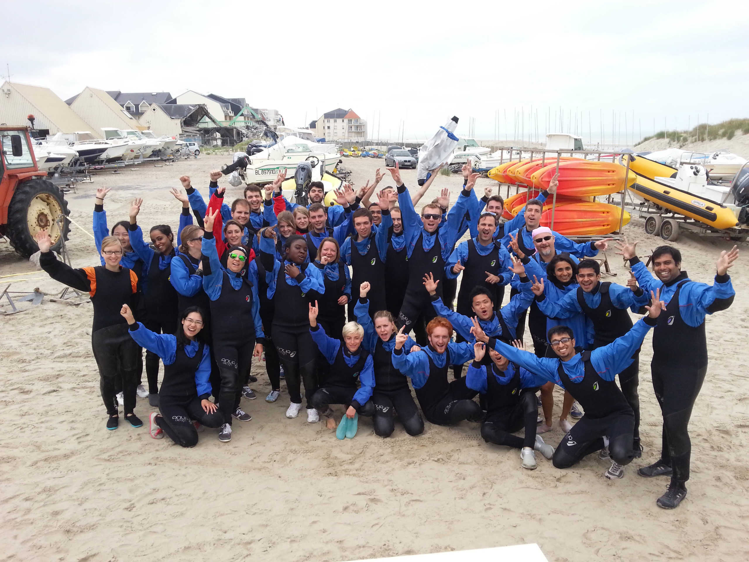 Photo d'équipe après un team building