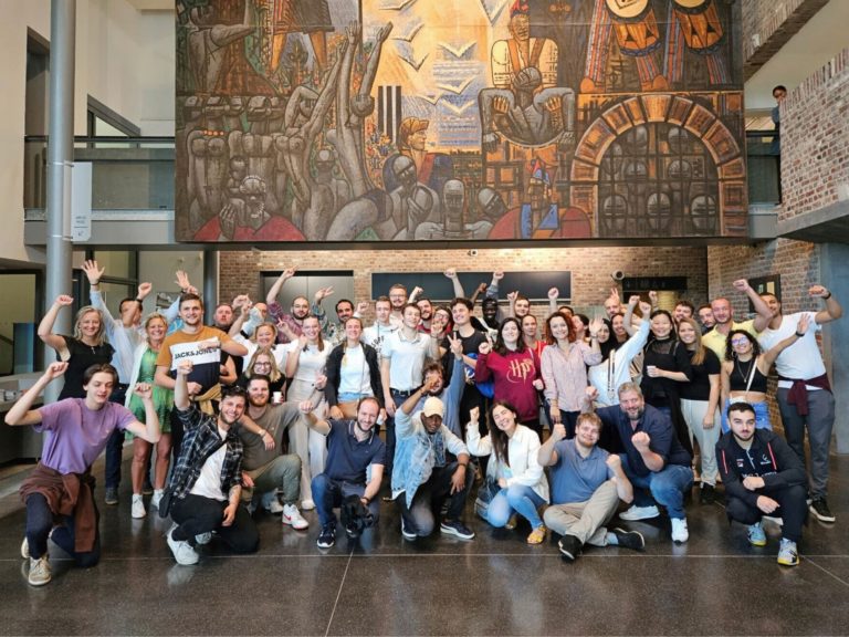 équipe Arcade Événements agence événementielle Lille après un team building réussi