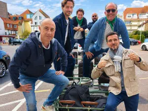 Groupe participant à une activité team building en Rosalie pour découvrir Le Touquet en équipe